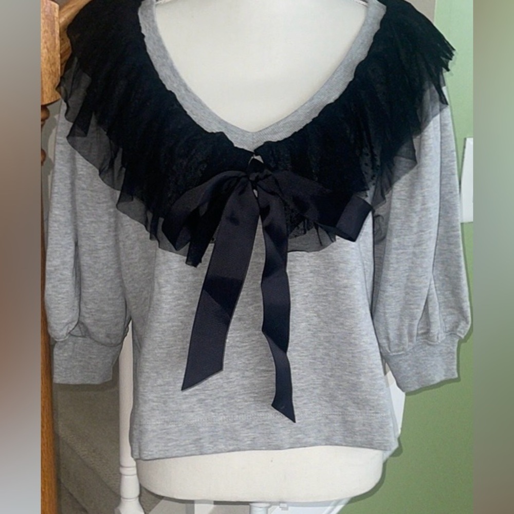 Anthropologie Maeve V-Neck Bow Sweater GUC